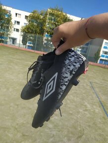 Kopačky Umbro vel.44 - 3