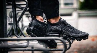 NIKE Air VaporMax Flyknit 2.0 "Black dark Grey" - 3