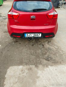 Kia Rio - 3