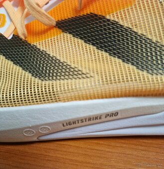 Nové tenisky Adidas Adizero Adios 8 - 3