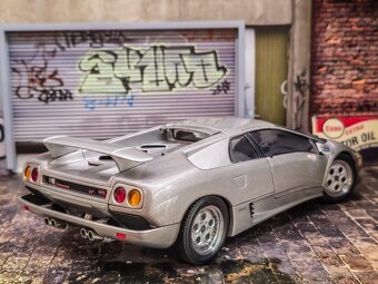 Lamborghini Diablo 1:18 Autoart - 3