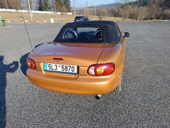 Mazda MX-5 NB - 3