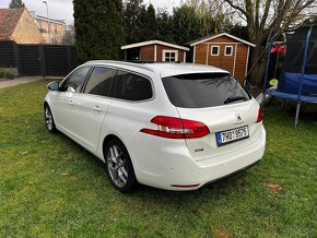 Peugeot 308 SW Allure 1.2i 96Kw naj 120Tkm - 3