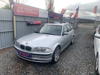 BMW 3 3.0 330i Touring - 3