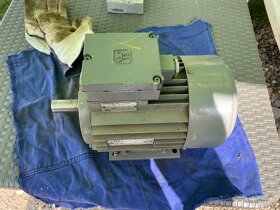 Elektromotor 2.2 kw , hoblovka,hydraulické cer - 3