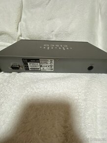 Cisco SG300-10MP, 10-port Gigabit PoE Managed Switch - 3