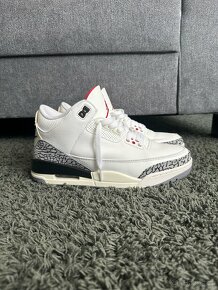 Air Jordan 3 White Cement - 3