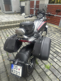 Triumph Rocket 3 GT - 3