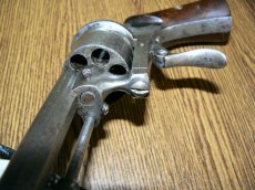 Revolver Lefoš-do roku 1890 - 3
