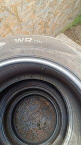 K30 - 4x ZIMNÍ  NOKIAN  - 215/60 R16 99H - 5,2mm - 3