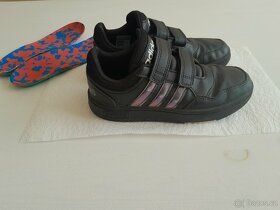 Dívčí tenisky Adidas 34 - 3