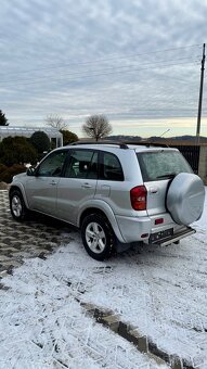 TOYOTA RAV4 2.0D4D 85 kw 4x4 - 3