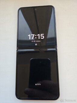 Samsung Galaxy z flip 4 - 3