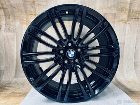 Originál kola BMW 5 G30 R19 M-Paket style 664M - 3