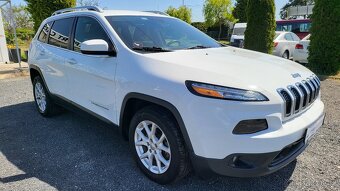 JEEP CHEROKEE 2016 3.2 V6 202kW LATITUDE,NAJETO 100 000KM - 3