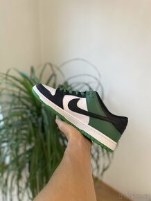 Nike Dunk Low SB Classic Green - 3