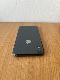 iPhone Xs Space Gray - 3