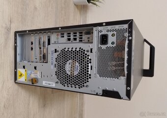 PC Lenovo ThinkStation D30 - 3