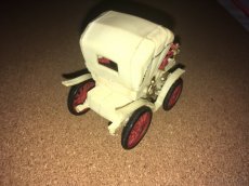 Plastový model Peugeot - 3