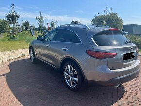 Infiniti FX30D - 3