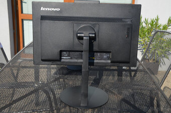 Lenovo ThinkVision LT2224pD - IPS LCD 22 - 3