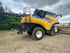 New Holland CR 9.90 - 3