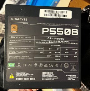 Zdroj GIGABYTE P550B - 3