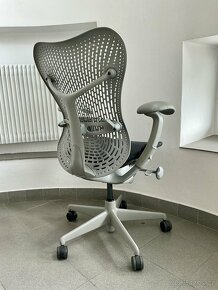 kancelářská židle Herman Miller Mirra - 2 ks - 3