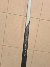 Dětská hokejka Easton V1E, pravá, 50 flex - 3