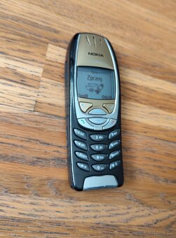 TLAČÍTKOVÝ MOBILNÍ TELEFON NOKIA 6310i (NPL-1) - ČERNÁ - 3