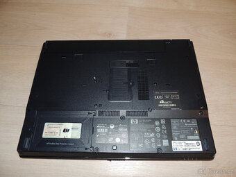 Laptop / notebook HP Compaq nx7300, Debian 12 - 3