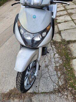 Piaggio Beverly 125 - 3