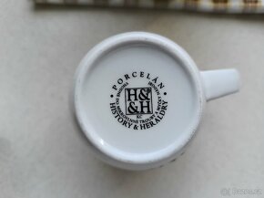 Porcelánový hrnek, hrníček  nový. Druhý k 50 tinám. - 3