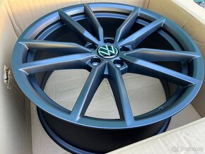 VW PASSAT alu kola 19" PRETORIA, nové, originál VW  - 3