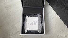 Asus ROG GT6 Wi-Fi 6 router, bílý - 3