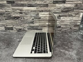 MacBook Air 13" 2011 i5 / 4GB / 128GB - 3