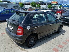 Škoda Fabia, 1.2, 40kw, r. v. 2003, bez STK, vada motoru - 3
