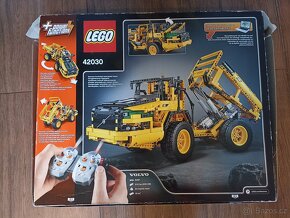 LEGO technic 42030 - VOLVO L350F - 3