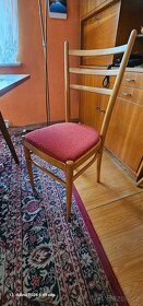 Prodám jídelní stůl a židle z roku 1950 - 3