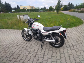 Honda CBX 650 - 3