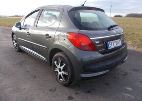 Peugeot 207 1,4 55KW benzín manuál 54 kw - 3