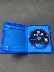 PS4 - Fifa 18 - 3