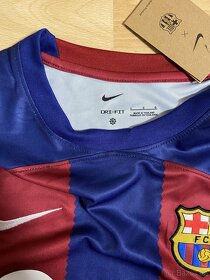 Dres FC Barcelona, Robert Lewandowski, sezóna 2023/24 - 3