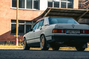 Mercedes 190e 2.0 1987 - 3