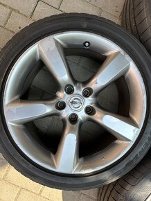 Kola Nissan 350Z 225/45 R18 - 3