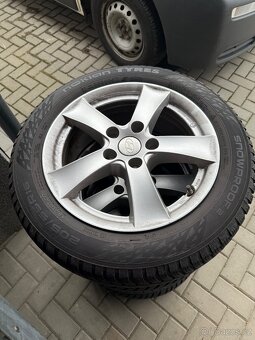 Zimní celo kola na hyundai i30 - 3