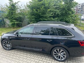 Skoda Superb kombi 2.0 Tdi, 4x4 Laurin a klement - 3