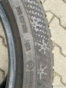 Continental WinterContact 235/45 R18 DOT 1423 - 3