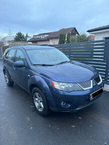 MITSUBISHI OUTLANDER 2.0 D - 4x4 - 3