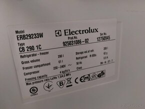 Lednice Electrolux Erb29233w - 3